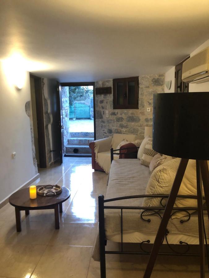 Kamares Cave House 3 Daire Álika Dış mekan fotoğraf